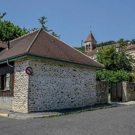 Les Pins - Maison Avec Parking Ferme Et Jardin Commun Au Calme 度假居 *
